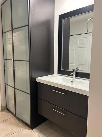 7851 NW 34th Pl, Davie, FL 33024