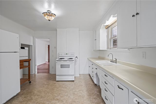 321 S Olympic Avenue, Arlington, WA 98223