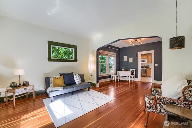 7431 S Park Avenue, Tacoma, WA 98408