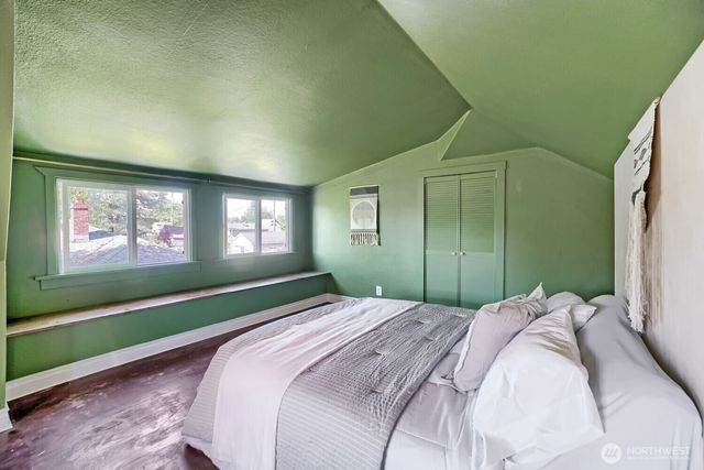 7431 S Park Avenue, Tacoma, WA 98408