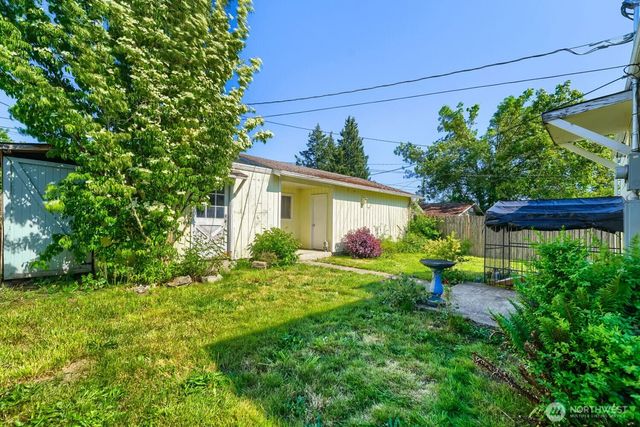 7431 S Park Avenue, Tacoma, WA 98408