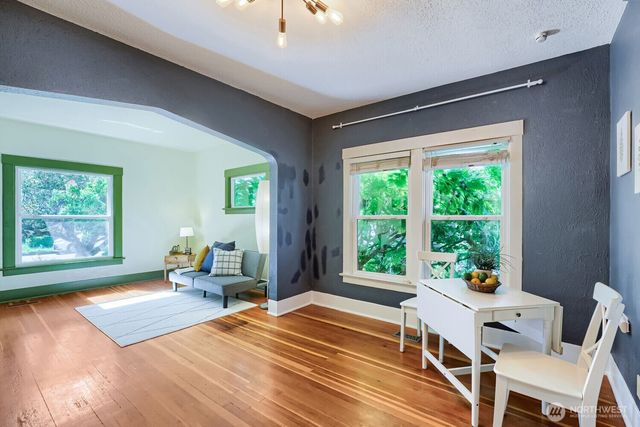 7431 S Park Avenue, Tacoma, WA 98408