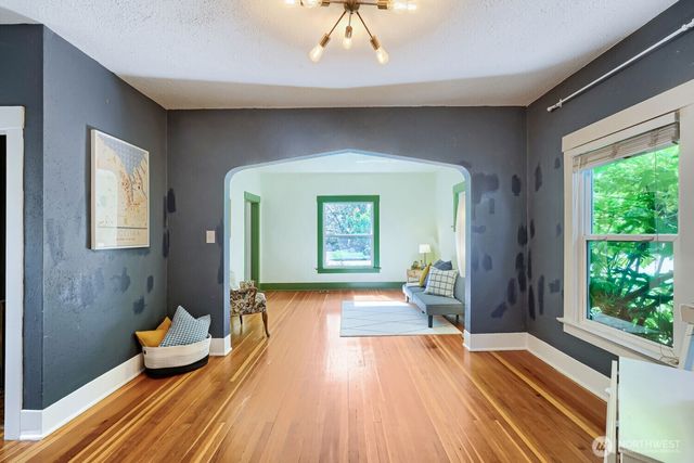 7431 S Park Avenue, Tacoma, WA 98408