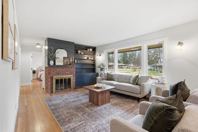 4223 S Hogan St, Spokane, WA 99203