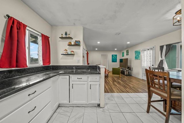 5262 cervantes Avenue, San Diego, CA 92114