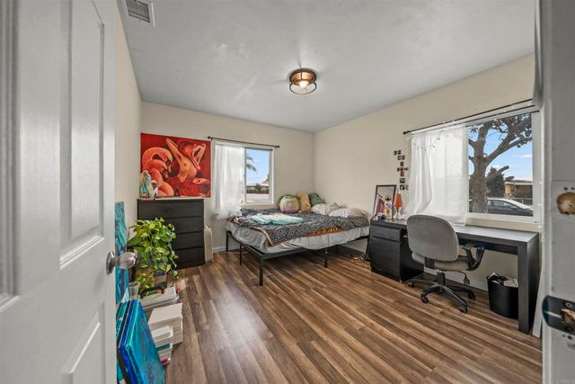 5262 cervantes Avenue, San Diego, CA 92114