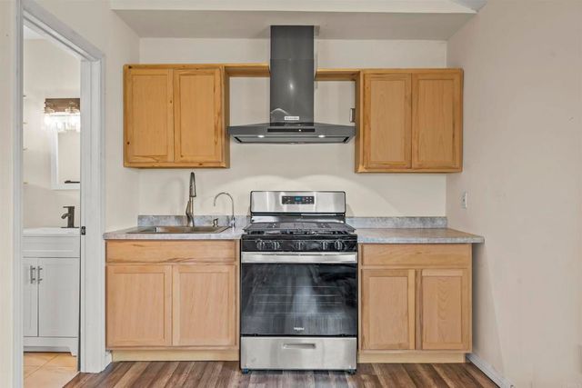 5262 cervantes Avenue, San Diego, CA 92114