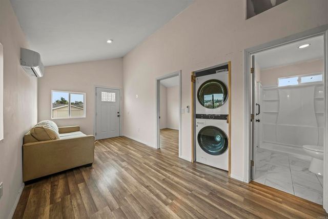 5262 cervantes Avenue, San Diego, CA 92114