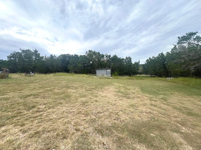 230 Teague Rd, Kerrville, TX 78028