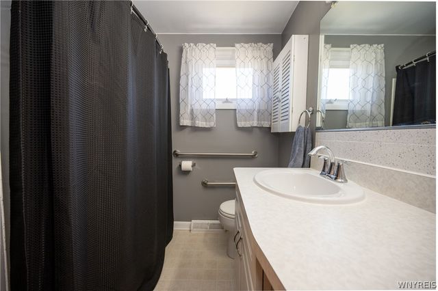 9 Randy Way, Cheektowaga, NY 14227