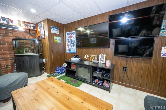 9 Randy Way, Cheektowaga, NY 14227