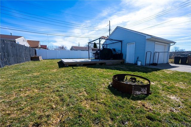 9 Randy Way, Cheektowaga, NY 14227