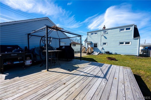 9 Randy Way, Cheektowaga, NY 14227