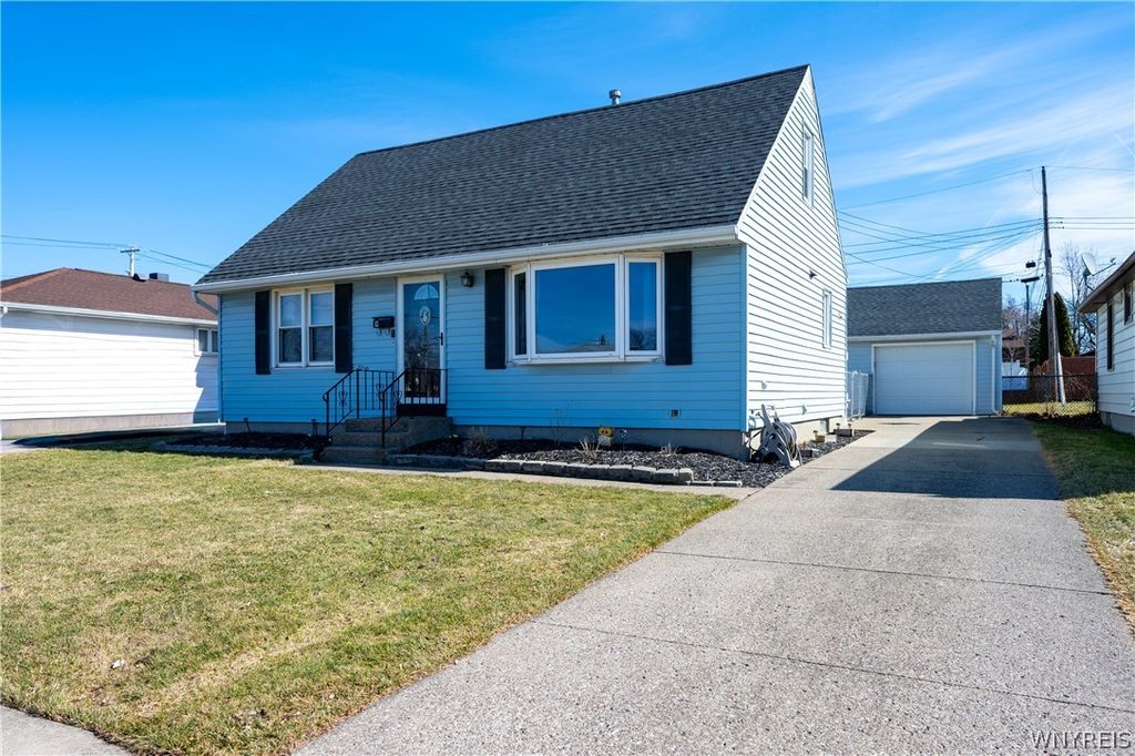 9 Randy Way, Cheektowaga, NY 14227