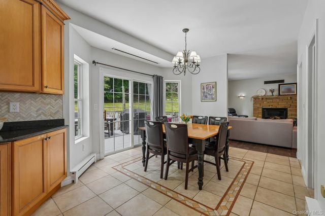 29 Dunderberg Road, Tomkins Cove, NY 10986