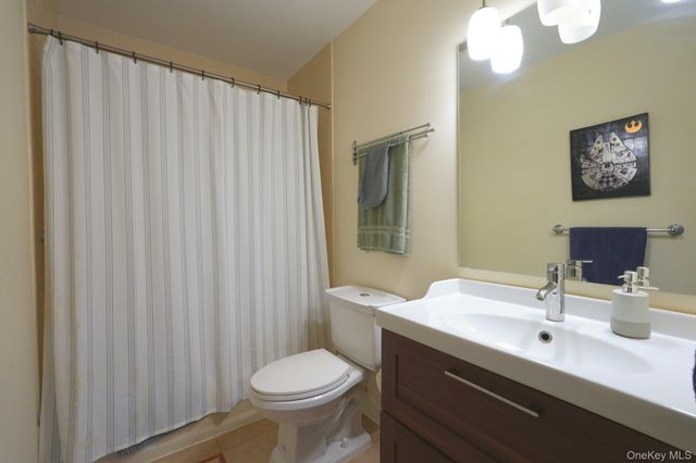 29 Dunderberg Road, Tomkins Cove, NY 10986