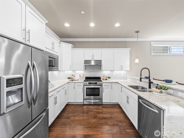 12221 58th Avenue, Gig Harbor, WA 98332