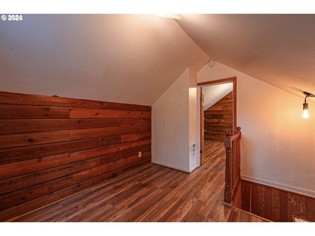 123 ELKAY Dr, Eugene, OR 97404