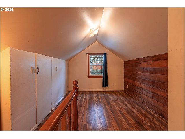 123 ELKAY Dr, Eugene, OR 97404