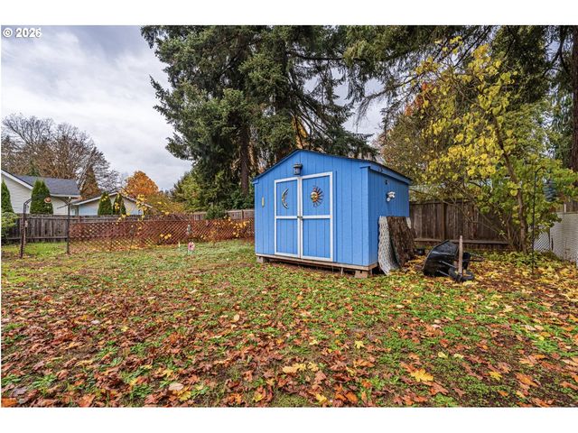 123 ELKAY Dr, Eugene, OR 97404