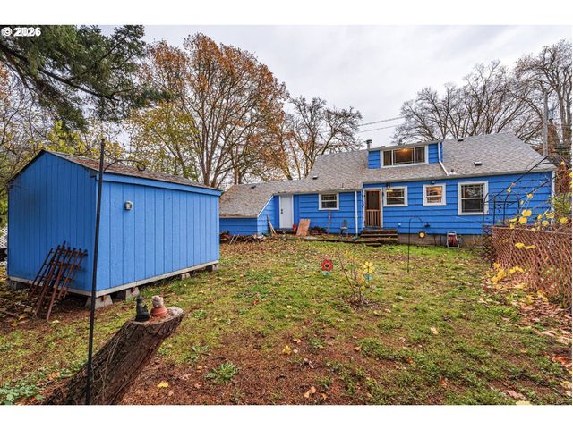 123 ELKAY Dr, Eugene, OR 97404
