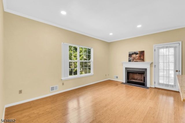 43 Wexford Way, Bridgewater Twp., NJ 08807