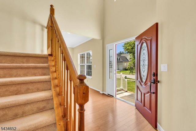 43 Wexford Way, Bridgewater Twp., NJ 08807