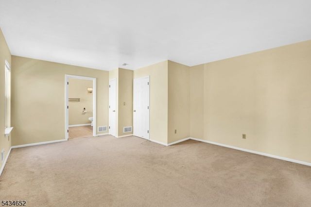 43 Wexford Way, Bridgewater Twp., NJ 08807