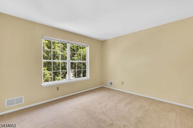 43 Wexford Way, Bridgewater Twp., NJ 08807