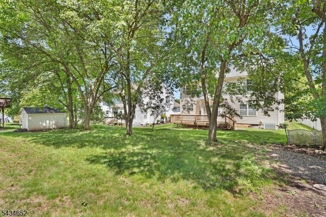 43 Wexford Way, Bridgewater Twp., NJ 08807
