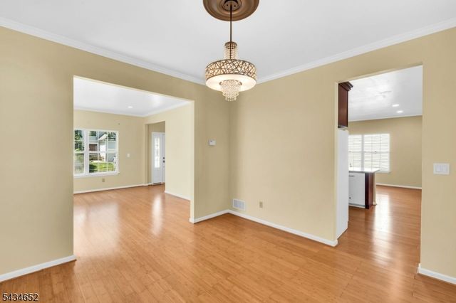 43 Wexford Way, Bridgewater Twp., NJ 08807