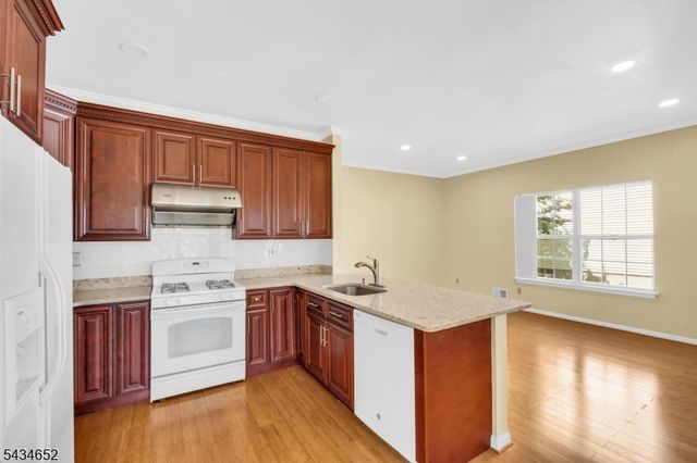 43 Wexford Way, Bridgewater Twp., NJ 08807