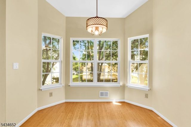 43 Wexford Way, Bridgewater Twp., NJ 08807