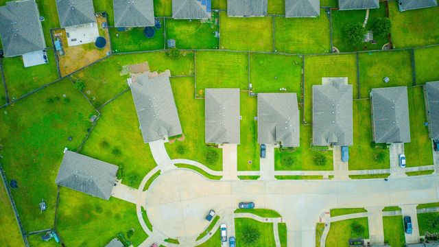 1811 Brady Shores Drive, Richmond, TX 77469
