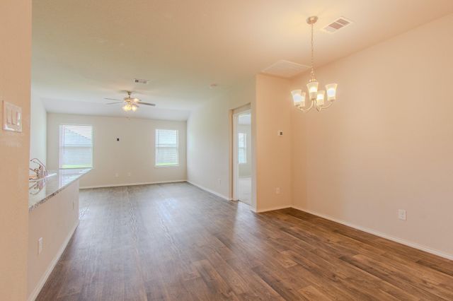 1811 Brady Shores Drive, Richmond, TX 77469