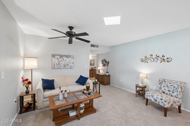 10916 W CAMEO Drive, Sun City, AZ 85351