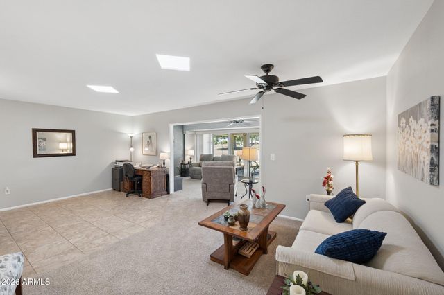 10916 W CAMEO Drive, Sun City, AZ 85351