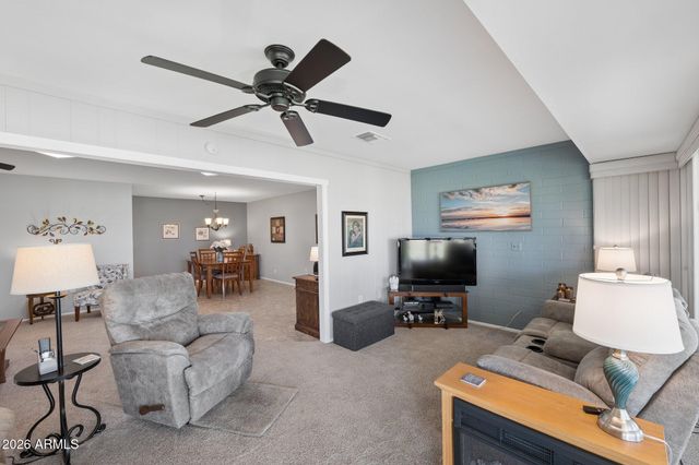 10916 W CAMEO Drive, Sun City, AZ 85351