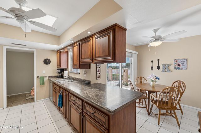 10916 W CAMEO Drive, Sun City, AZ 85351