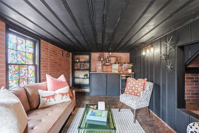 4316 Lovell Avenue, Fort Worth, TX 76107