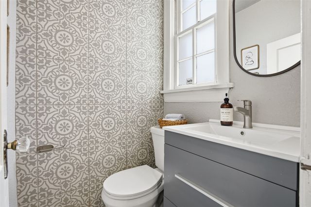 4316 Lovell Avenue, Fort Worth, TX 76107