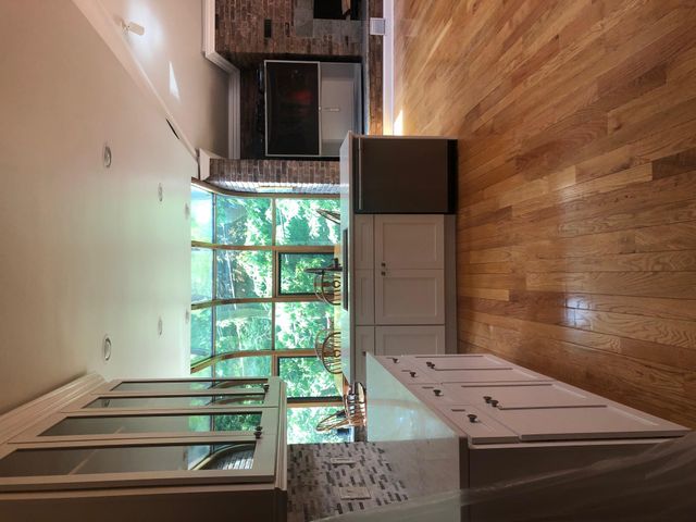 117 Aldershot Lane, Manhasset, NY 11030