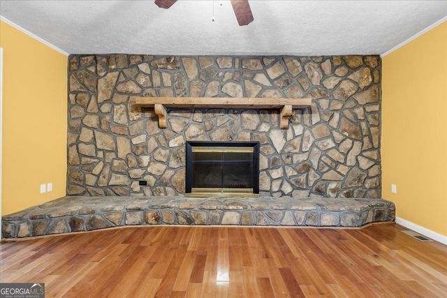 202 Ridgewood Road, Cedartown, GA 30125