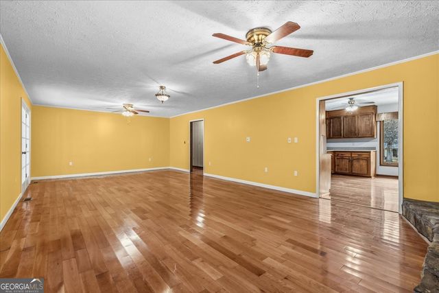 202 Ridgewood Road, Cedartown, GA 30125