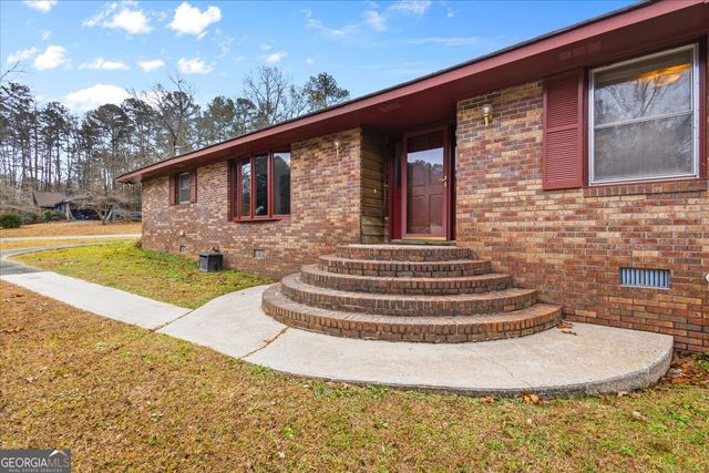 202 Ridgewood Road, Cedartown, GA 30125