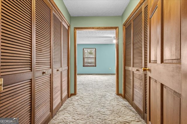 202 Ridgewood Road, Cedartown, GA 30125