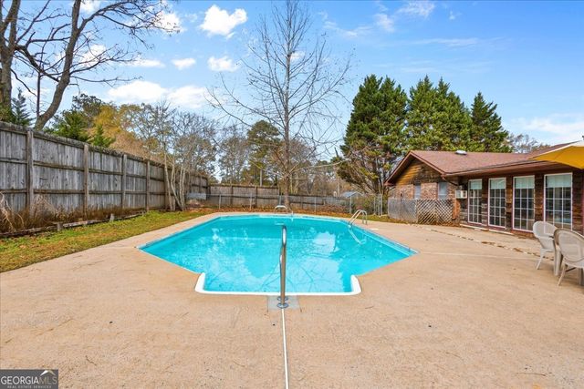 202 Ridgewood Road, Cedartown, GA 30125