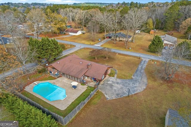 202 Ridgewood Road, Cedartown, GA 30125