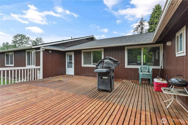 1257 Lattimore Road, Ferndale, WA 98248