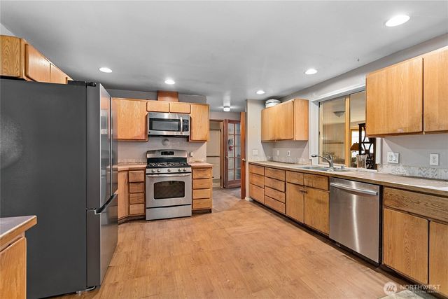 1257 Lattimore Road, Ferndale, WA 98248